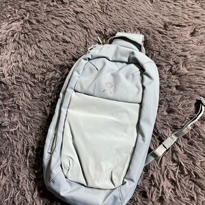 Hydro Flask Light Blue Crossbody Bag